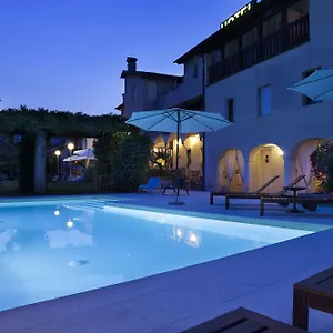 hotel-villaguarda-landscape-experience.hotelinveneto.com/